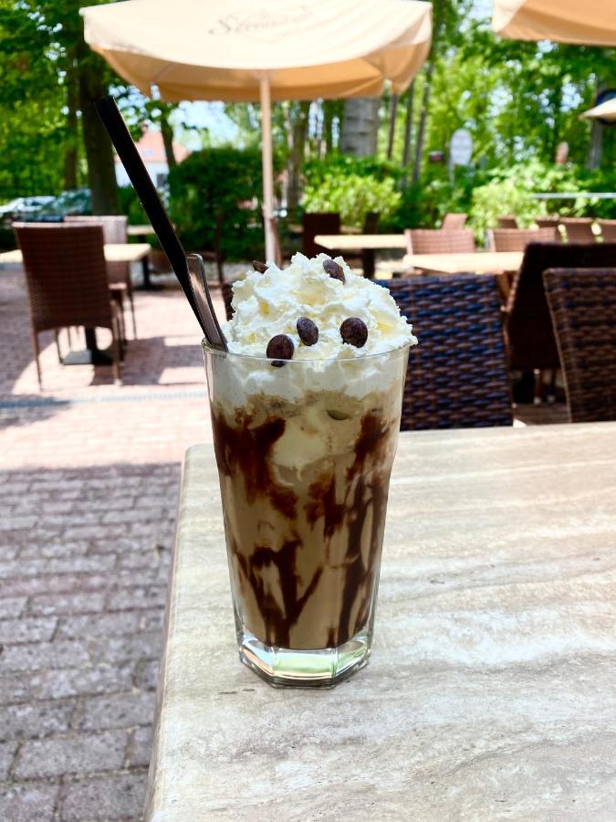Fonix Hotel Balatonföldvár 외부 사진