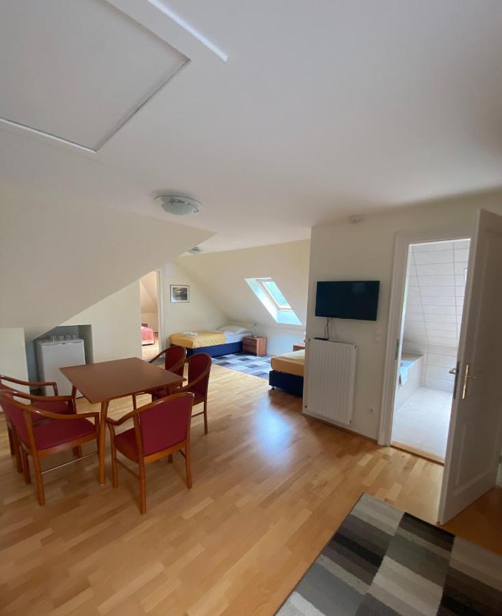 Fonix Hotel Balatonföldvár 외부 사진